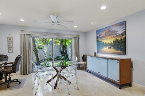 Adosado en alquiler en Hillsboro Beach, Florida, 3 dormitorios, 263.84 m2 № 2290339 - foto 18