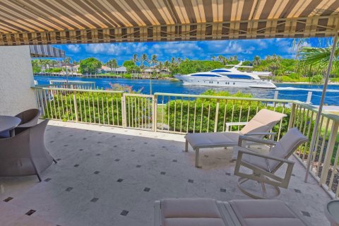 Adosado en alquiler en Hillsboro Beach, Florida, 3 dormitorios, 263.84 m2 № 2290339 - foto 9