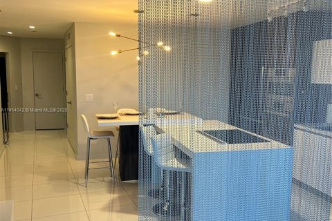 Copropriété à louer à Miami, Floride: 1 chambre, 110.09 m2 № 1871899 - photo 25