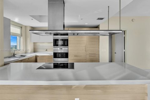 Copropriété à louer à North Miami Beach, Floride: 2 chambres, 185.71 m2 № 2043031 - photo 26