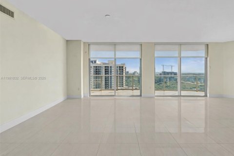 Copropriété à louer à North Miami Beach, Floride: 2 chambres, 185.71 m2 № 2043031 - photo 15