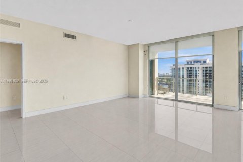 Copropriété à louer à North Miami Beach, Floride: 2 chambres, 185.71 m2 № 2043031 - photo 17