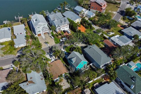House in Indian Rocks Beach, Florida 3 bedrooms, 116.31 sq.m. № 1772050 - photo 30