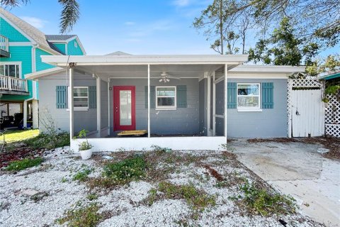House in Indian Rocks Beach, Florida 3 bedrooms, 116.31 sq.m. № 1772050 - photo 21