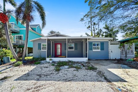 House in Indian Rocks Beach, Florida 3 bedrooms, 116.31 sq.m. № 1772050 - photo 2
