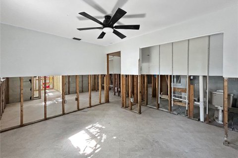 House in Indian Rocks Beach, Florida 3 bedrooms, 116.31 sq.m. № 1772050 - photo 15