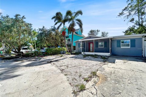 House in Indian Rocks Beach, Florida 3 bedrooms, 116.31 sq.m. № 1772050 - photo 23