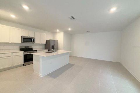 Villa ou maison à louer à Haines City, Floride: 4 chambres, 176.51 m2 № 2119274 - photo 8