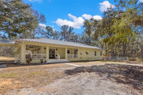 Casa en venta en Brooksville, Florida, 5 dormitorios, 326.37 m2 № 1591249 - foto 1