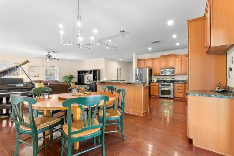 Casa en venta en Brooksville, Florida, 5 dormitorios, 326.37 m2 № 1591249 - foto 19
