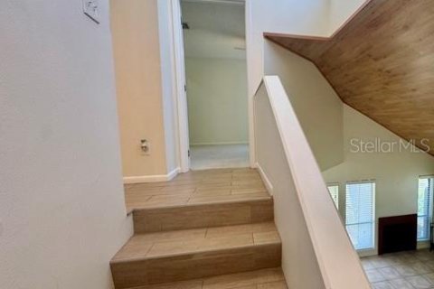 Condo in Seminole, Florida, 2 bedrooms № 2310246 - photo 19
