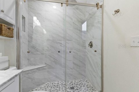 Condo in Seminole, Florida, 2 bedrooms № 2310246 - photo 24