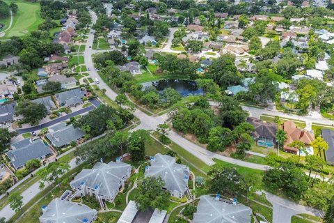 Condo in Seminole, Florida, 2 bedrooms № 2310246 - photo 3
