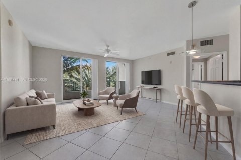 Кондоминиум с 2 спальнями в Форт-Лодердейл, Флорида № 2043369