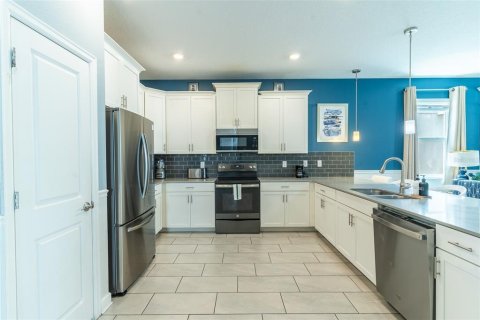 Villa ou maison à vendre à Davenport, Floride: 9 chambres, 363.15 m2 № 2302245 - photo 8
