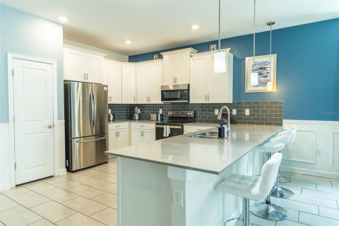 Villa ou maison à vendre à Davenport, Floride: 9 chambres, 363.15 m2 № 2302245 - photo 5