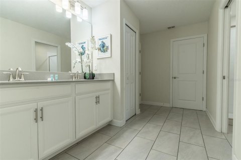 Villa ou maison à vendre à Davenport, Floride: 9 chambres, 363.15 m2 № 2302245 - photo 18