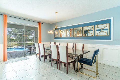 Villa ou maison à vendre à Davenport, Floride: 9 chambres, 363.15 m2 № 2302245 - photo 4