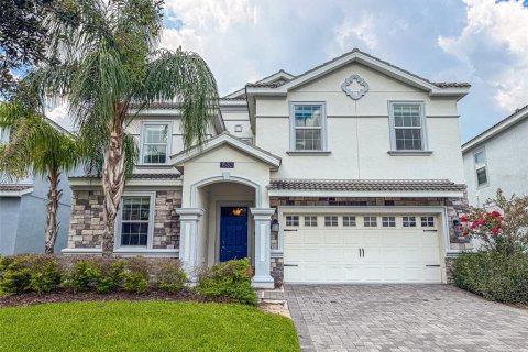 House in Davenport, Florida 9 bedrooms, 363.15 sq.m. № 2302245
