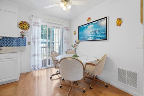 Villa ou maison à vendre à Ocala, Floride: 4 chambres, 223.99 m2 № 1815948 - photo 9
