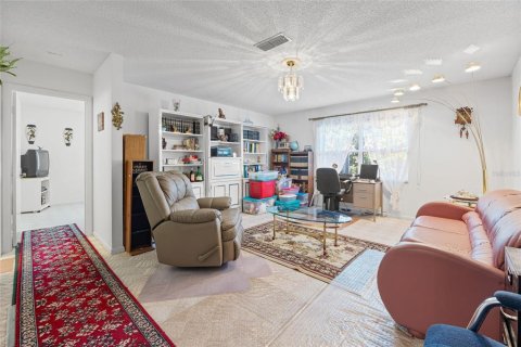 Villa ou maison à vendre à Ocala, Floride: 4 chambres, 223.99 m2 № 1815948 - photo 21