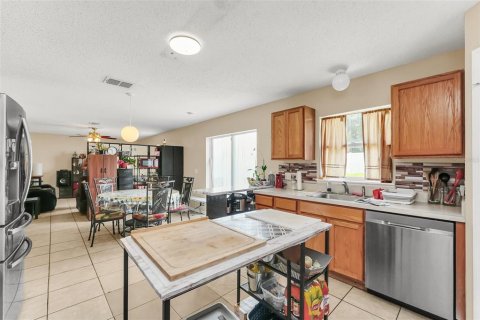 Casa en venta en Davenport, Florida, 4 dormitorios, 259.38 m2 № 1687594 - foto 9