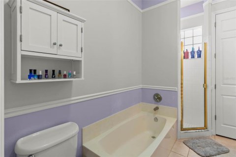 House in Eustis, Florida 3 bedrooms, 306.21 sq.m. № 1677867 - photo 27