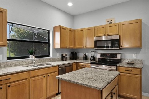 House in Clermont, Florida 5 bedrooms, 272.02 sq.m. № 1913204 - photo 13