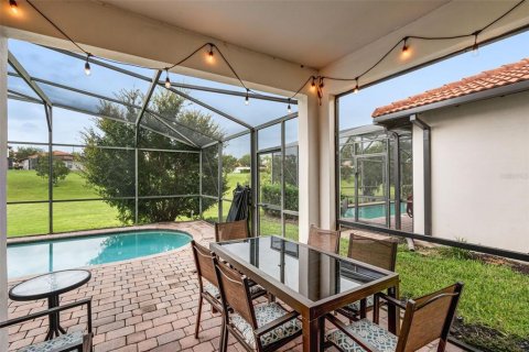 House in Clermont, Florida 5 bedrooms, 272.02 sq.m. № 1913204 - photo 15