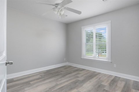 House in Tampa, Florida 4 bedrooms, 239.13 sq.m. № 2277052 - photo 26