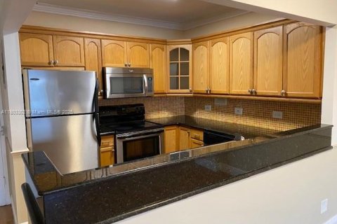 Condominio en venta en North Bay Village, Florida, 1 dormitorio, 75.9 m2 № 1862353 - foto 6