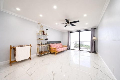 Купить кондоминиум в Клируотер, Флорида 6 комнат, 175.59м2, № 2339559 - фото 18