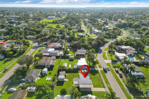 Casa en venta en Homestead, Florida, 2 dormitorios, 75.34 m2 № 1997797 - foto 9