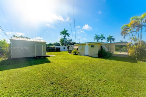 Casa en venta en Homestead, Florida, 2 dormitorios, 75.34 m2 № 1997797 - foto 11