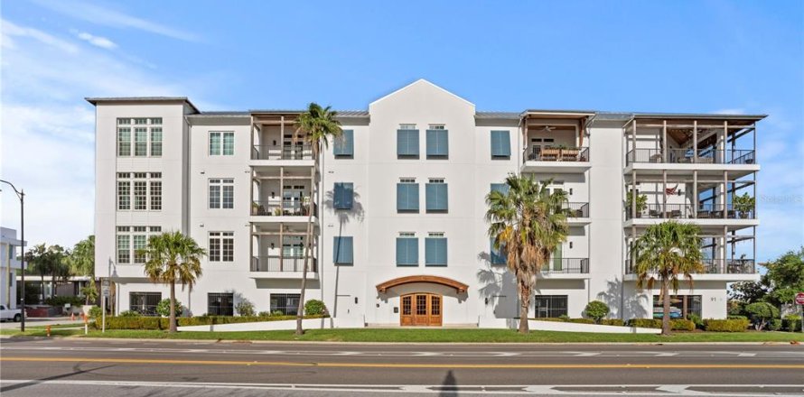 Condo à Tampa, Floride, 3 chambres  № 2101069