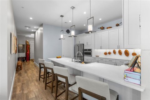 Copropriété à vendre à Tampa, Floride: 3 chambres, 244.05 m2 № 2101069 - photo 9