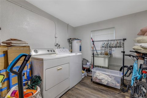 Купить виллу или дом в Холливуд, Флорида 4 спальни, 137.5м2, № 2008635 - фото 20