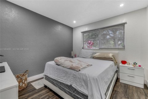 Купить виллу или дом в Холливуд, Флорида 4 спальни, 137.5м2, № 2008635 - фото 12