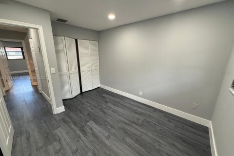 Купить таунхаус в Холливуд, Флорида 3 спальни, 139.35м2, № 2036410 - фото 20