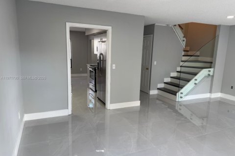 Купить таунхаус в Холливуд, Флорида 3 спальни, 139.35м2, № 2036410 - фото 9