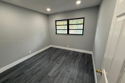 Купить таунхаус в Холливуд, Флорида 3 спальни, 139.35м2, № 2036410 - фото 19