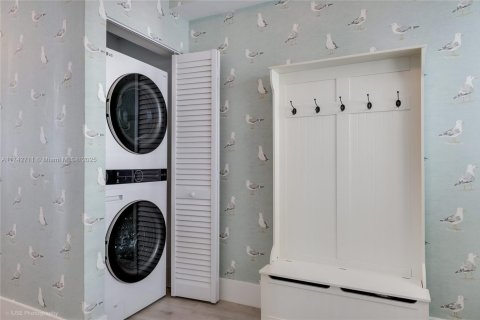 Купить кондоминиум в Майами-Бич, Флорида 2 спальни, 104.61м2, № 1986751 - фото 15