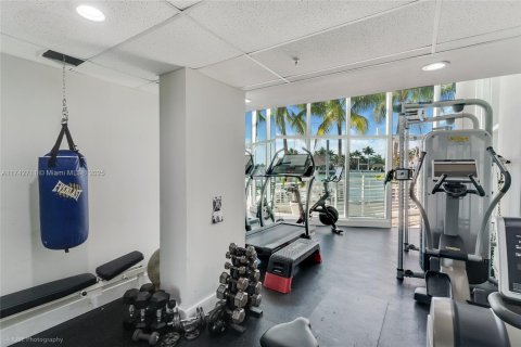 Купить кондоминиум в Майами-Бич, Флорида 2 спальни, 104.61м2, № 1986751 - фото 25