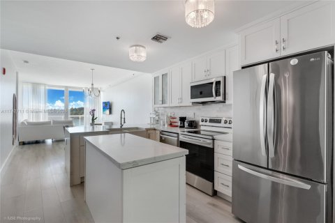 Купить кондоминиум в Майами-Бич, Флорида 2 спальни, 104.61м2, № 1986751 - фото 2