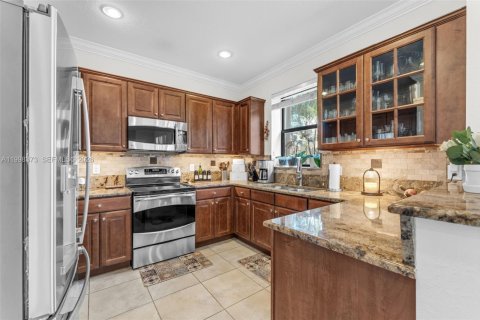 Townhouse in Homestead, Florida 4 bedrooms, 180.79 sq.m. № 2063616 - photo 6