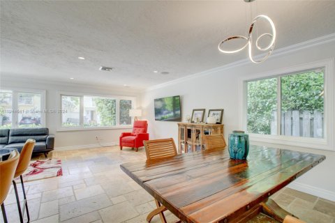 Casa en alquiler en Hollywood, Florida, 2 dormitorios, 130.06 m2 № 2057727 - foto 28