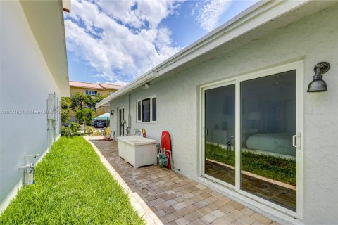 Casa en alquiler en Hollywood, Florida, 2 dormitorios, 130.06 m2 № 2057727 - foto 19