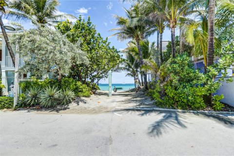 Casa en alquiler en Hollywood, Florida, 2 dormitorios, 130.06 m2 № 2057727 - foto 21