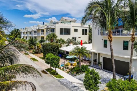 Casa en alquiler en Hollywood, Florida, 2 dormitorios, 130.06 m2 № 2057727 - foto 13