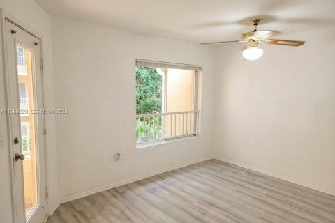 Copropriété à louer à Oakland Park, Floride: 2 chambres, 116.69 m2 № 2018163 - photo 8